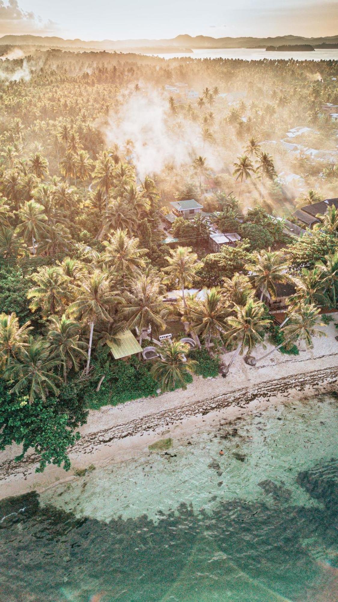 Shakabrah'S Beachfront Kubo General Luna  Dış mekan fotoğraf